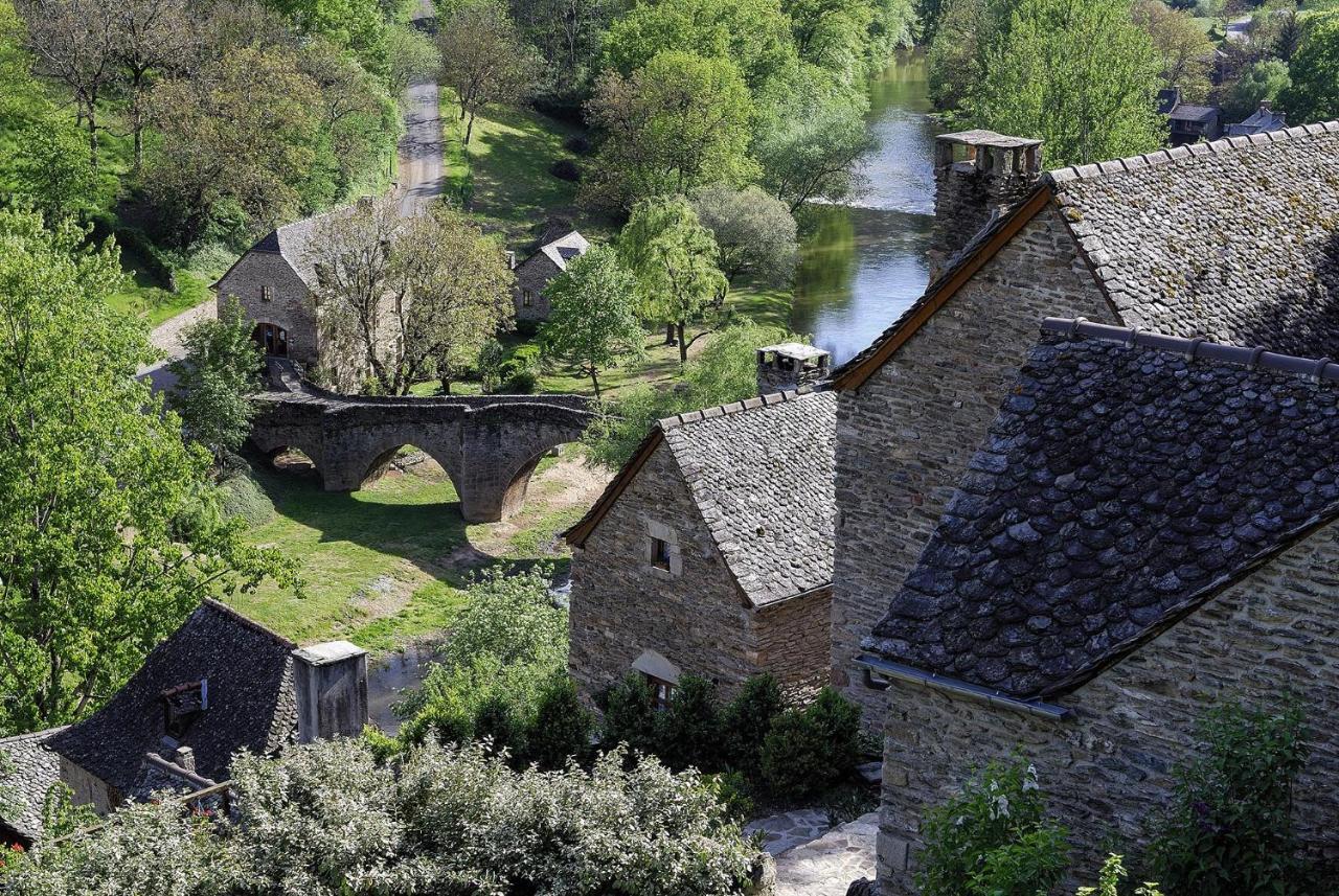 Gite De La Cascade Salles-la-Source 외부 사진
